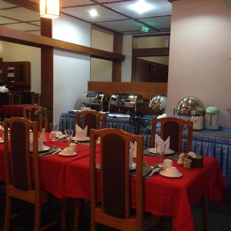 Hotel Innya Янгон Экстерьер фото
